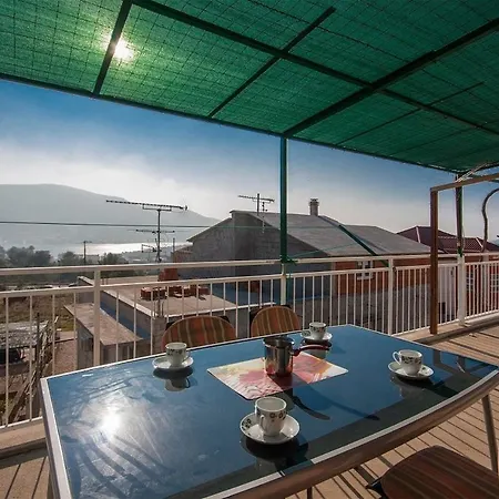 With Parking Space Grebastica, Sibenik - 13978 *