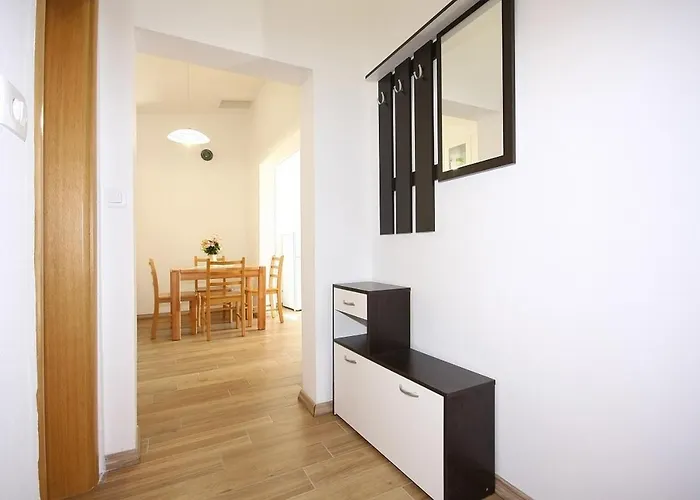 Apartament With Parking Space Grebastica, Sibenik - 13978 *