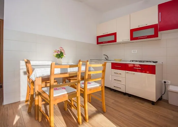 With Parking Space Grebastica, Sibenik - 13978 * Baselovici