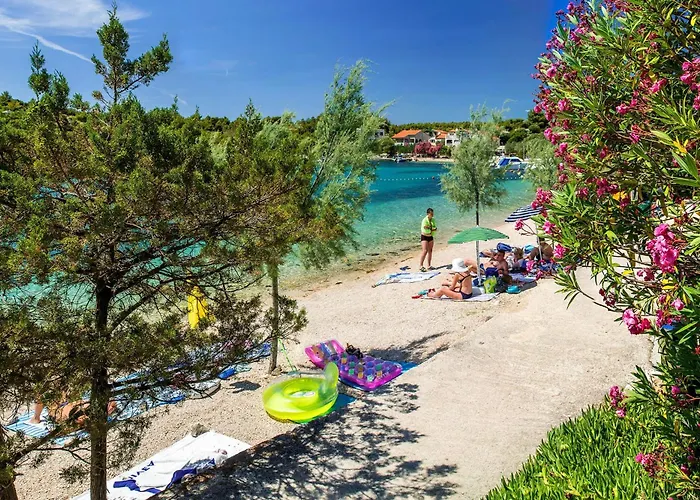 With Parking Space Grebastica, Sibenik - 13978 *